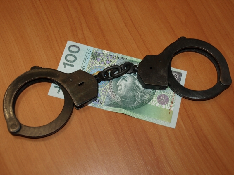 Sulęcińscy policjanci zatrzymali 37-letniego mężczyznę, który okradł swoją rodzinę