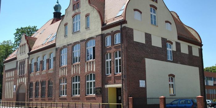 I Liceum Ogólnokształcące im. Adama Mickiewicza w Sulęcinie