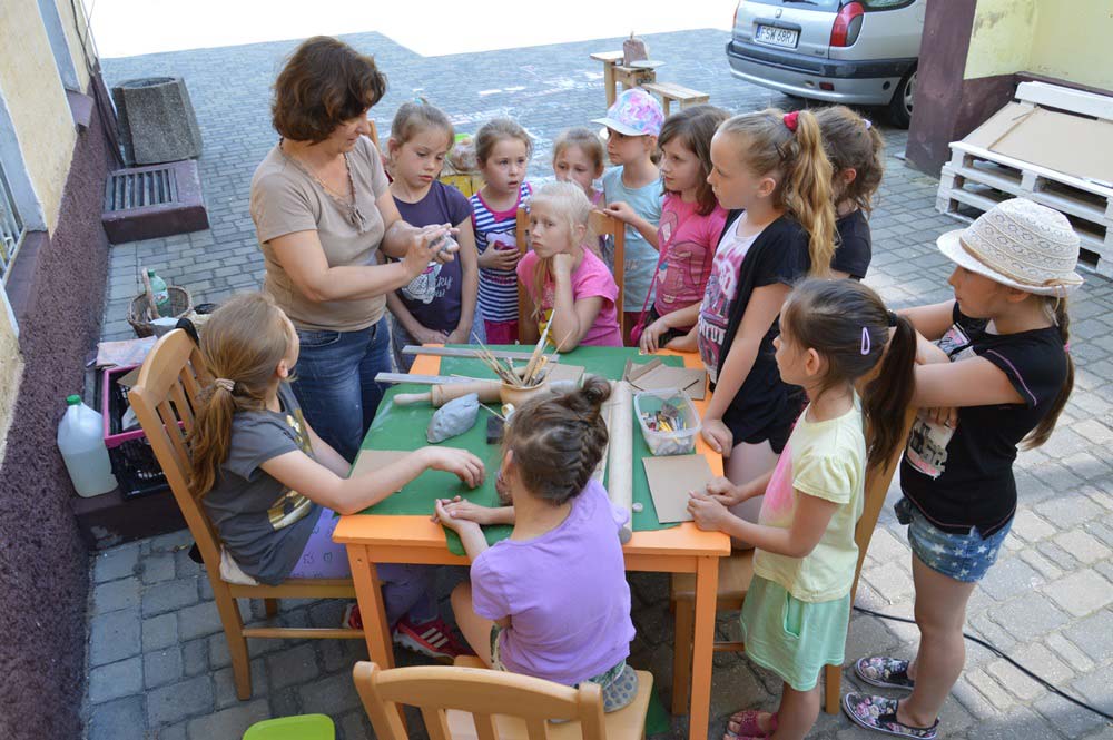 Garncarstwo w pracowni plastycznej