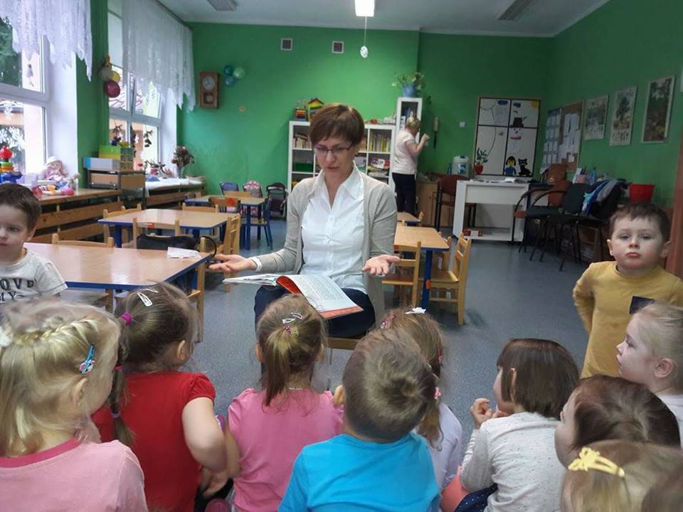 „Czytanie na przedszkolnym dywanie” w Bibliotece Publicznej w Sulęcinie