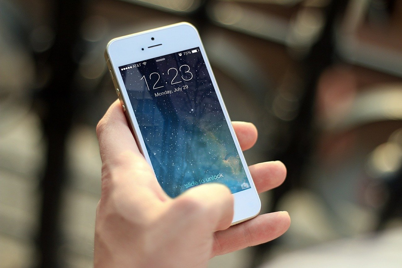 Jaki telefon wybrać? Zestawienie do 700 zł