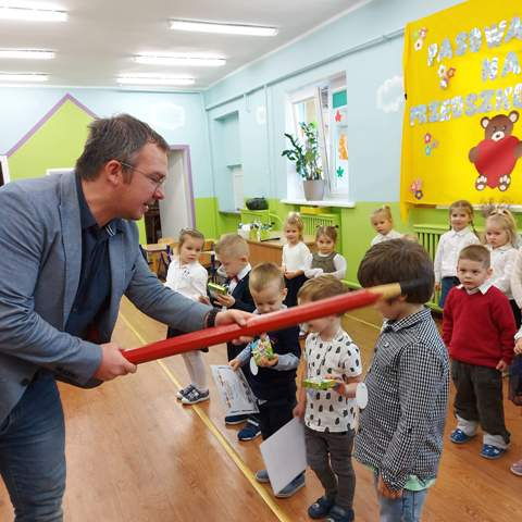 Pasowanie na przedszkolaka w SP Wędrzyn