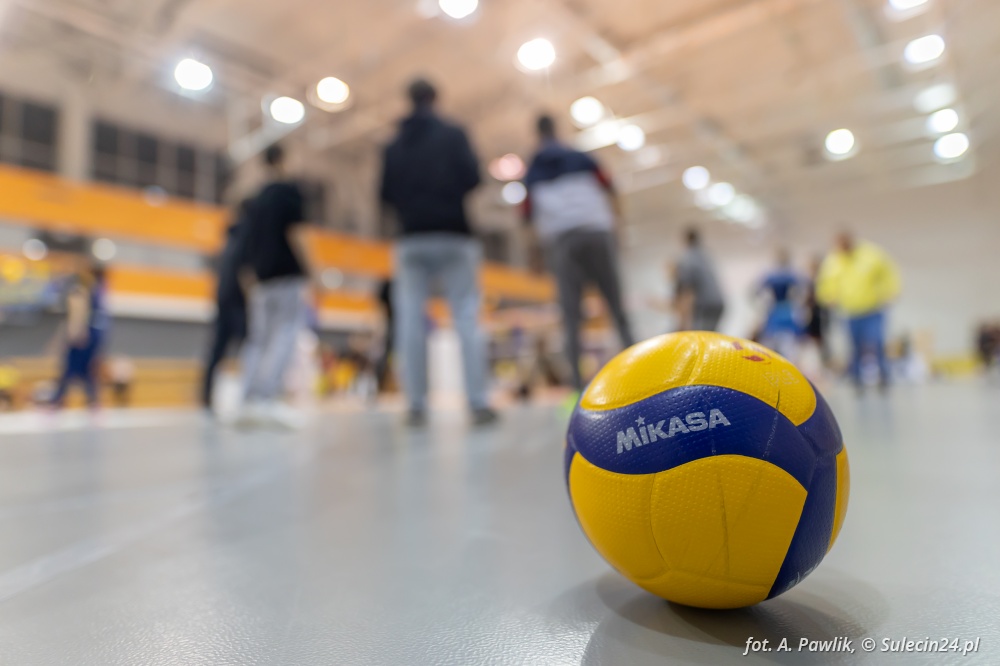 W Sulęcinie rusza Amatorska Liga Siatkówki. Albatrosy lepsze od 45 WOG Wędrzyn