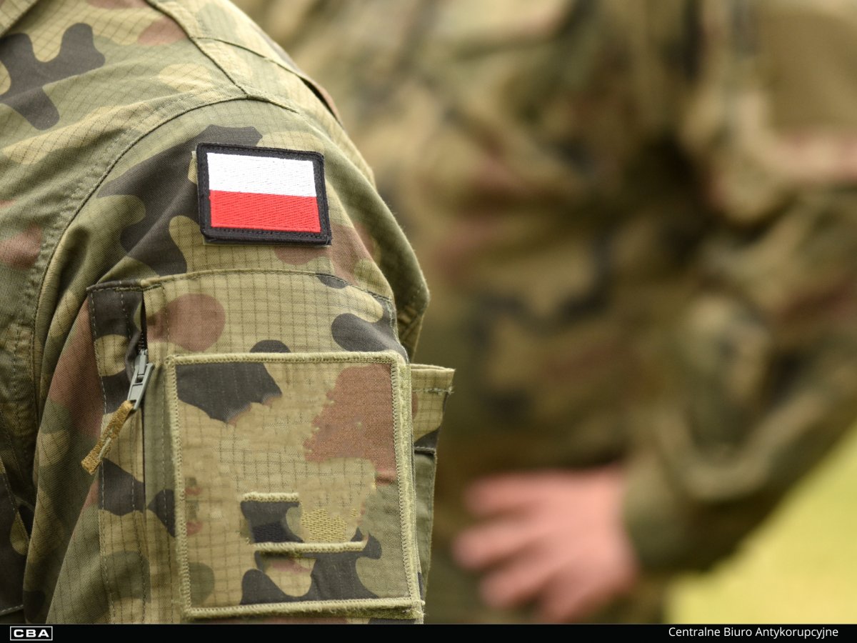 Przestępczy proceder w Wojsku Polskim. Akcja CBA w Wędrzynie