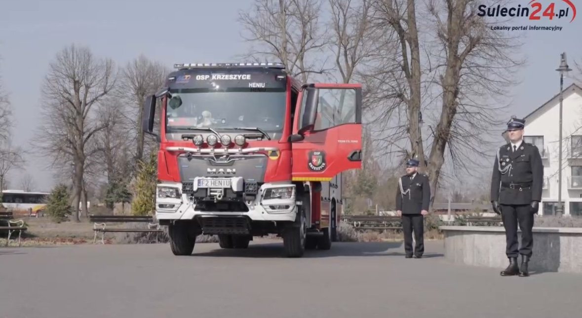 Przekazanie nowego samochodu ratowniczo-gaśniczego dla OSP Krzeszyce!