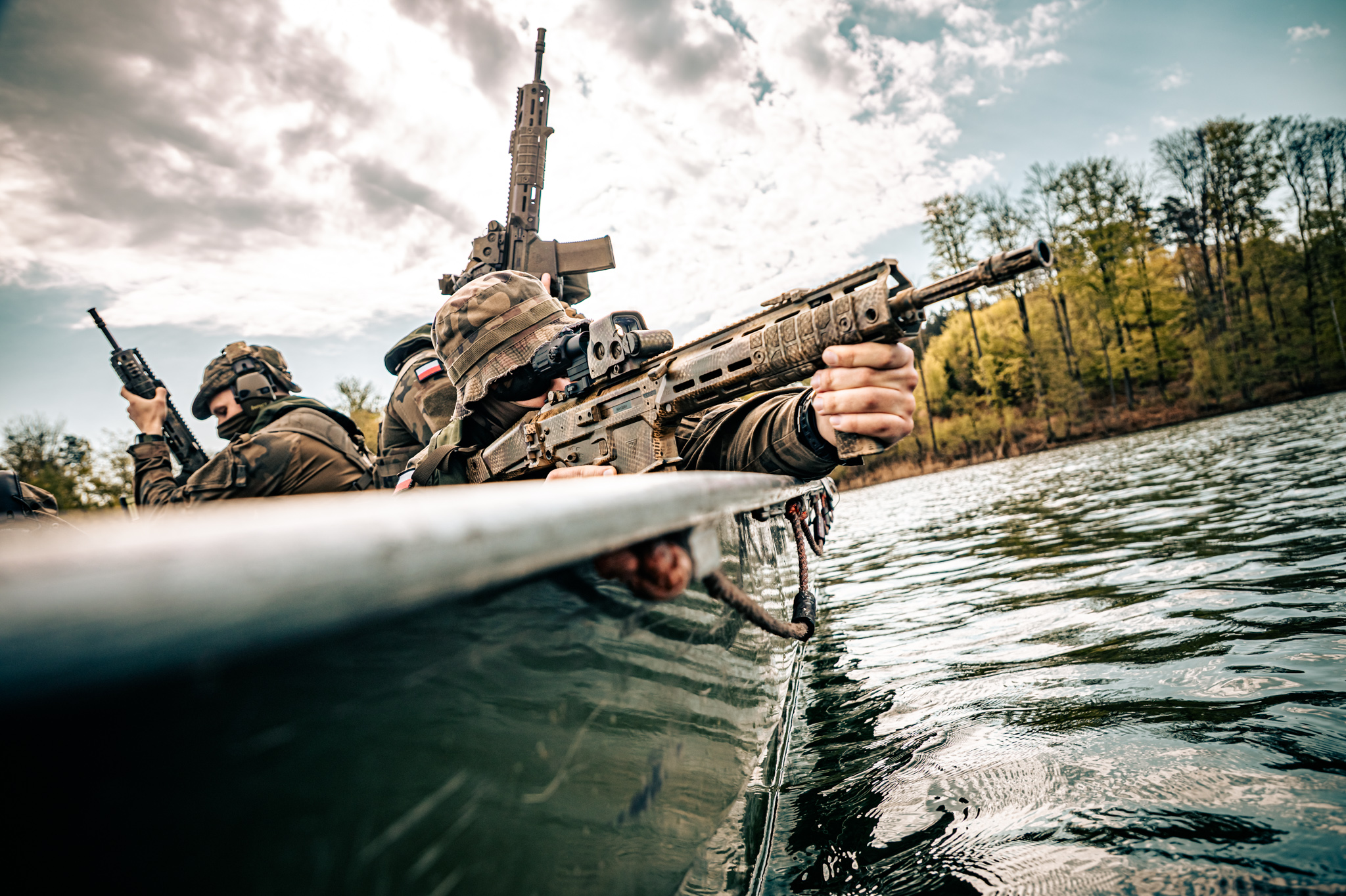 Jezioro Buszno na dwa dni stało się areną wojskowych zmagań.