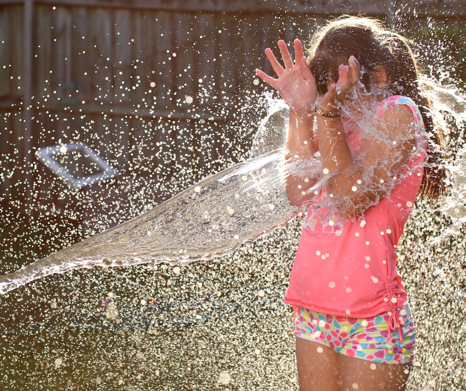 Lany Poniedziałek – tradycja, która przetrwała setki lat (i wiader wody)