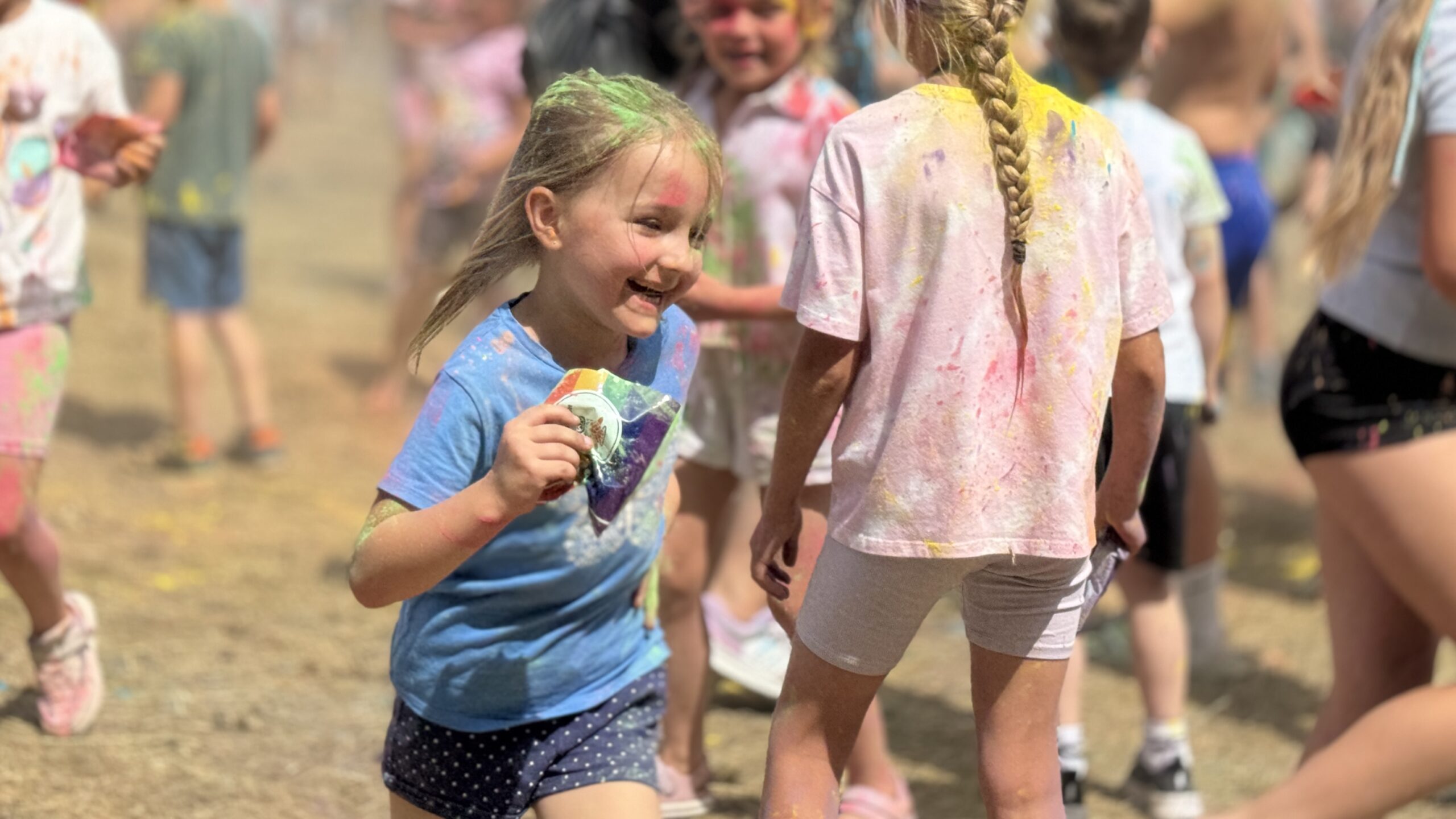 Uśmiech, kolory i wielkie serca – Torzym świętował i pomagał!