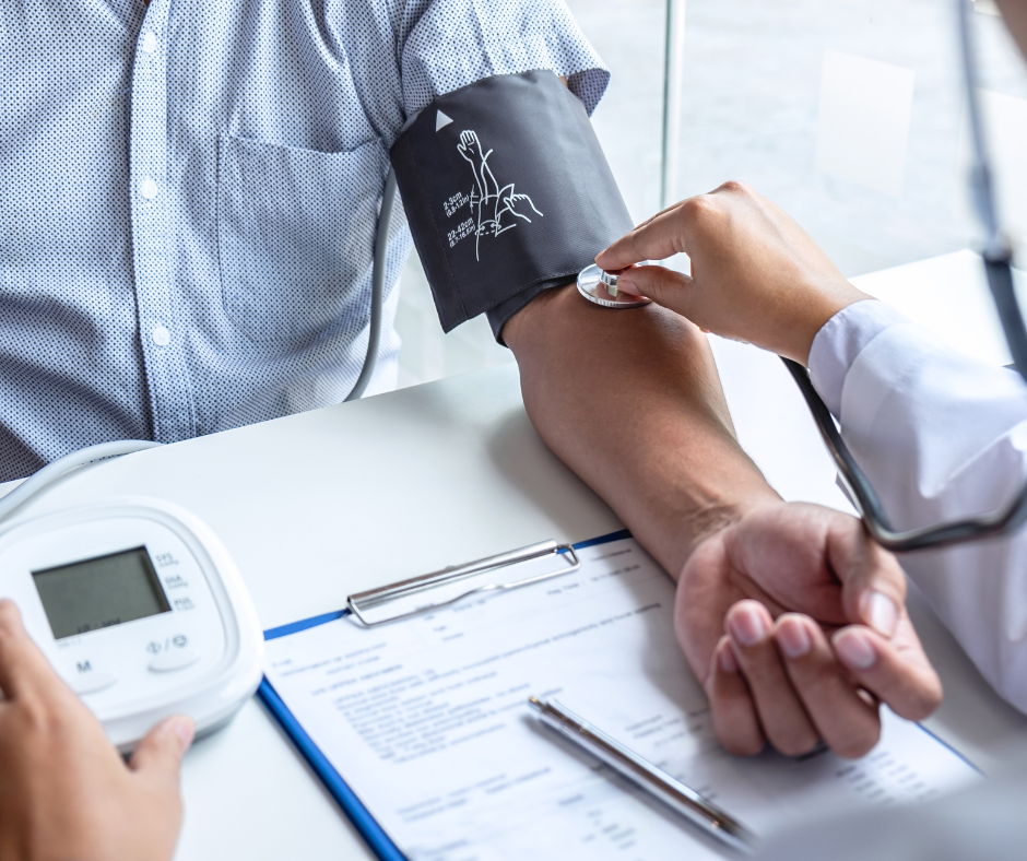 Lekceważony przez lata objaw okazał się początkiem śmiertelnej choroby. Nie zignoruj tego u siebie