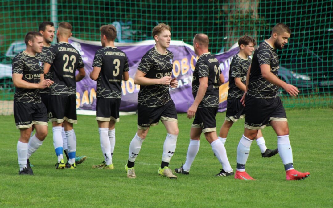 Weekendowe zestawienie wyników piłkarskich drużyn z regionu: 34 stracone bramki