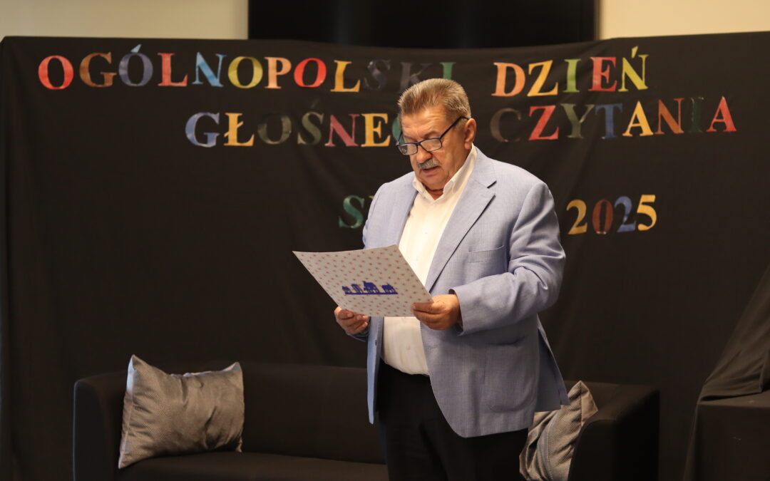 Dzieci, wójt i przebrany miś – tak wyglądało głośne czytanie w Słońsku