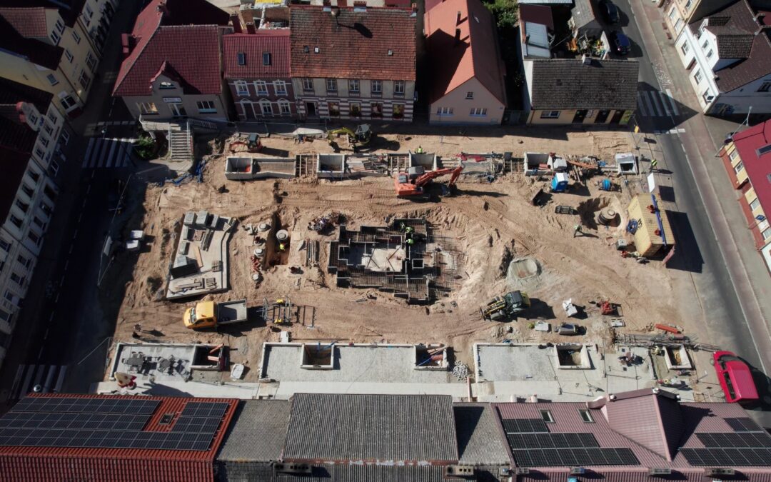 Na jakim etapie jest remont rynku miejskiego w Lubniewicach i co sądzą o tym mieszkańcy? [WIDEO]