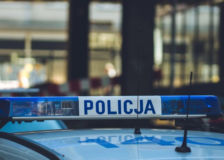 Niebezpieczny poranek na DK22 – dwa zdarzenia drogowe, służby w akcji