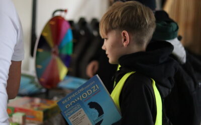 Powódź nie wybiera. Młodzież z gminy Krzeszyce uczyła się, jak uratować życie