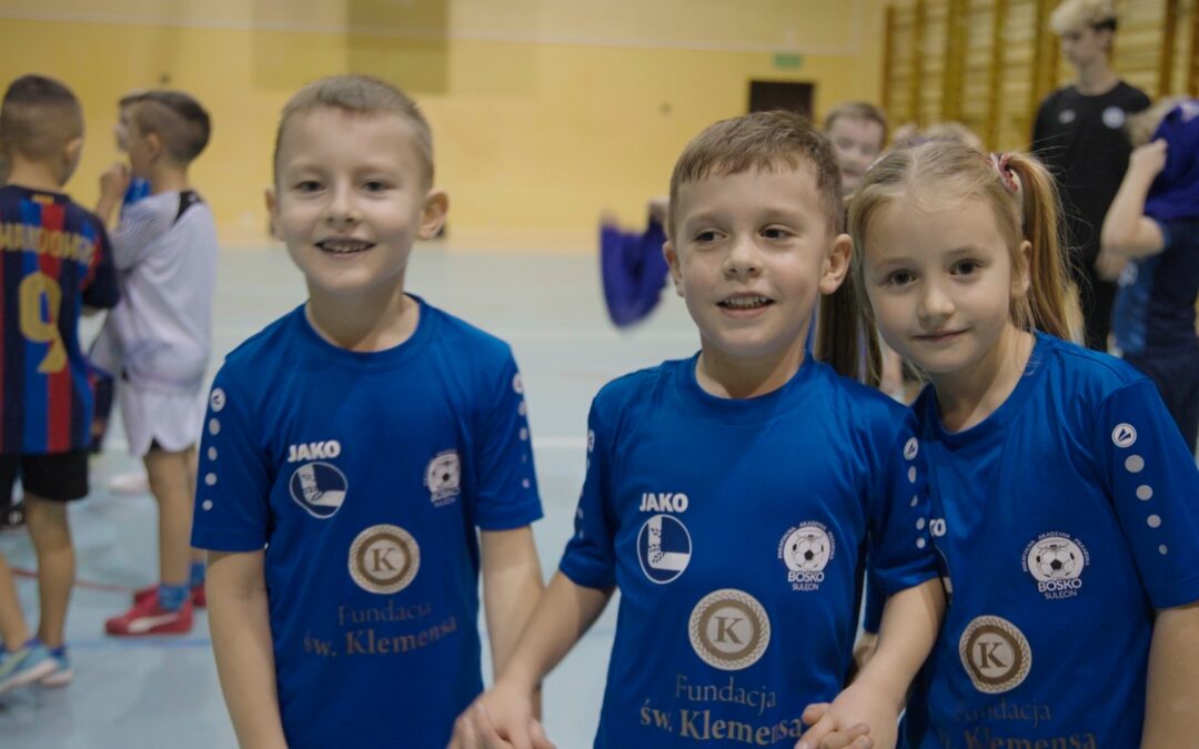 Ze wszystkich nieważnych rzeczy futbol jest zdecydowanie najważniejszą.” W Światowy Dzień Futbolu sprawdziliśmy czy w Sulęcinie zimą gra się w piłkę.