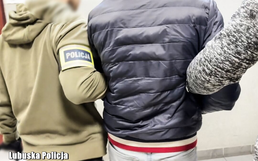 Włamał się do auta na stacji paliw. Policja zatrzymała 39-latka