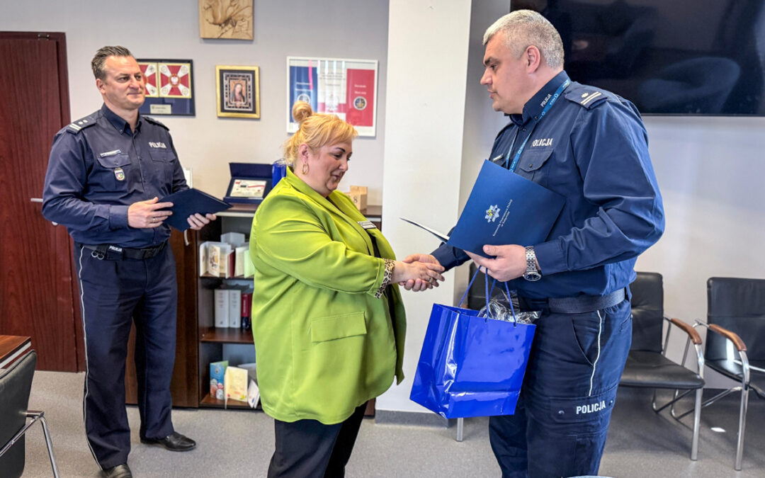 Pracownica banku udaremniła próbę oszustwa. Policja podziękowała za czujność