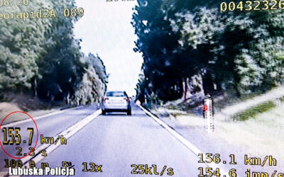155 km/h na drodze z ograniczeniem do 90. 23-latek dostał 4 tys. zł mandatu